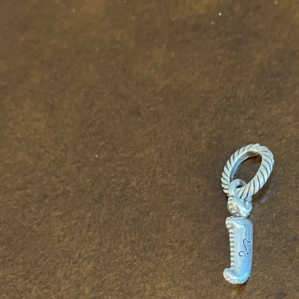 Brighton “j” charm